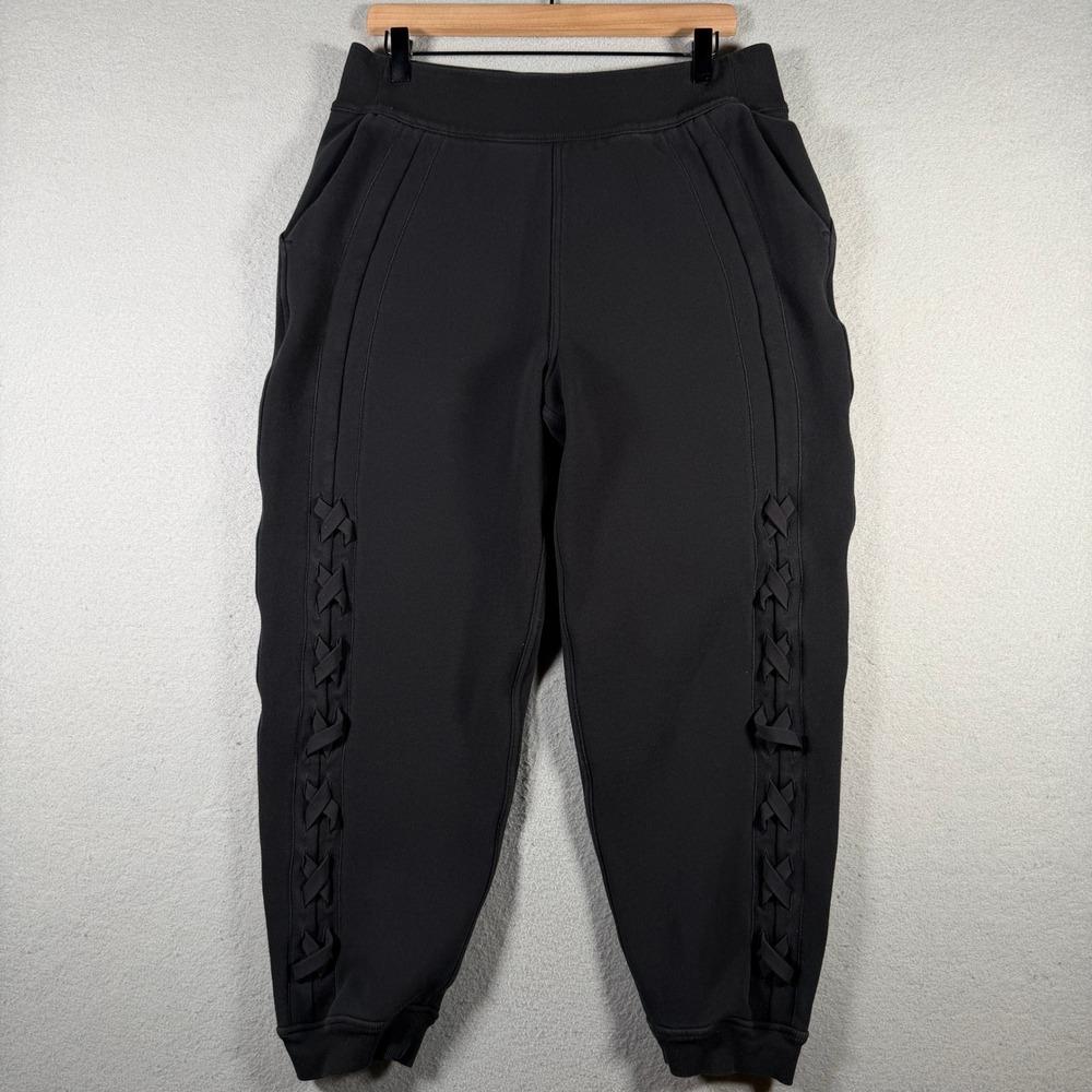 Lululemon Black Lattice Ribbon Detail High Rise Joggers Size 10 W5DPSS